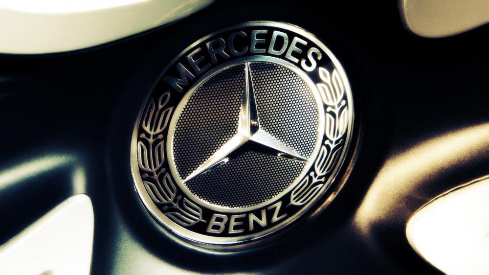 Mercedes построит в Польше завод по производству батарей для электромобилей