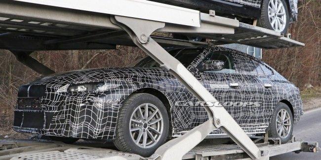 Первые фото нового электрокара BMW i4 в камуфляже