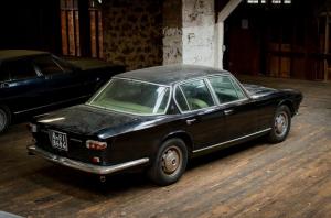Простоявший 40 лет в гараже седан Maserati продадут на eBay