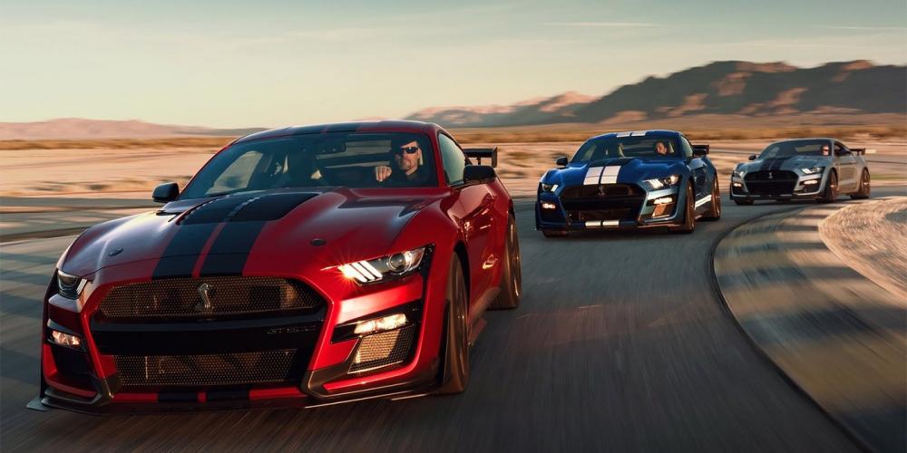 Ford выпустит гибридный Mustang с V8 и двумя электромоторами