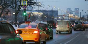 Старым автомобилям запретят въезд в Москву