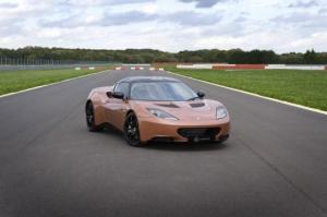 На продажу выставили единственный в мире гибридный Lotus Evora