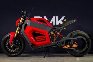Прототип RMK E2 представят на мотошоу MP19 2019