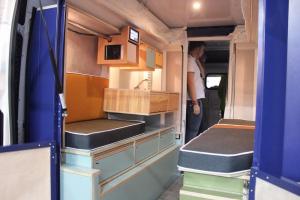Универсальный модуль PlugVan