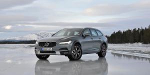 Volvo отзывает около двух тысяч автомобилей в России