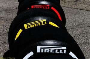 В Pirelli привезут на тесты пять составов сликов
