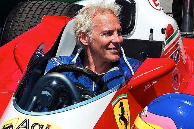 Жак Вильнёв сядет за руль Ferrari с номером 27
