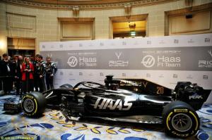 Появление Alfa Romeo не станет проблемой для Haas