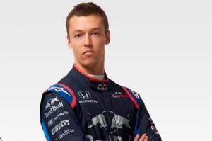 В Toro Rosso показали новый комбинезон Квята и спонсора