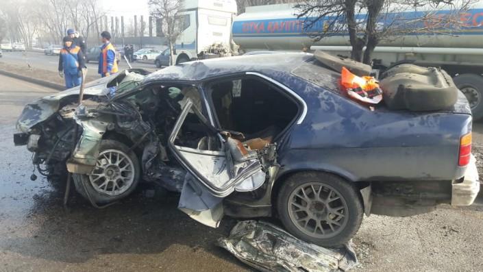 20-летний парень погиб в аварии под Алматы