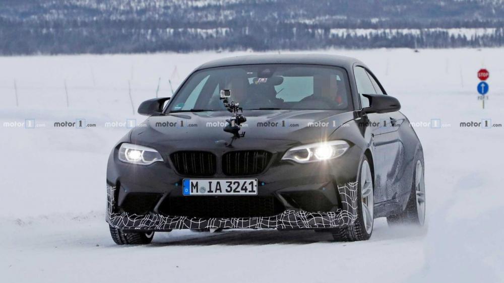 Новая версия BMW M2 CS замечена фотошпионами на тестах