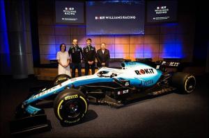 Ночью новую машину Williams привезли в Барселону