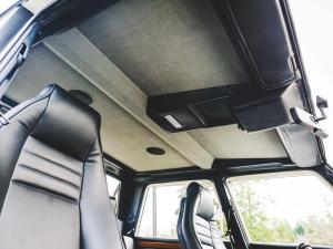 Lamborghini LM002 1988 года