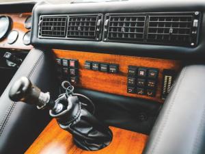 Lamborghini LM002 1988 года