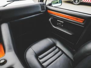 Lamborghini LM002 1988 года