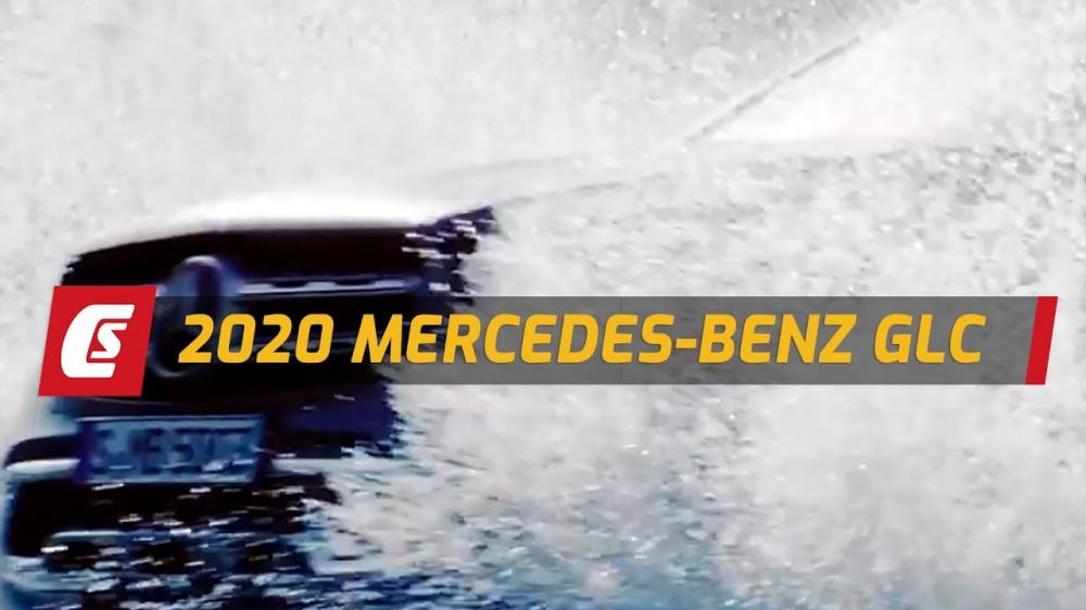 Mercedes подразнил фанатов тизером обновленного внедорожника GLC