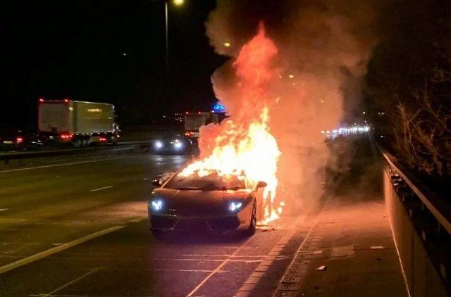 Романтические покатушки на Lamborghini закончились взрывом авто