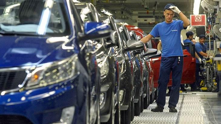В России могут сократить почти 26 тысяч человек в автомобильной отрасли