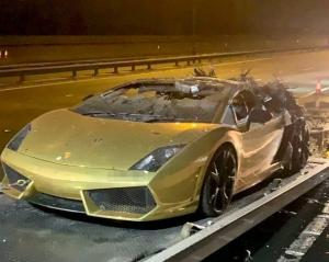 Романтические покатушки на Lamborghini закончились взрывом авто