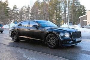 Шпионские фото Bentley Flying Spur