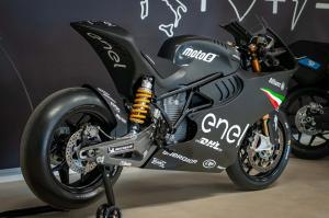 Гоночный электроцикл Energica Ego Corsa 2019