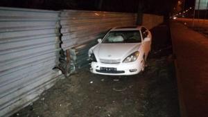 Lexus и Toyota столкнулись на встречной полосе в Алматы