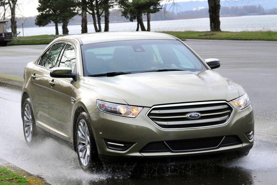 Ford и GM одновременно сняли с производства две массовые модели