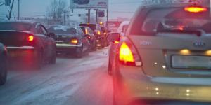 Москва встала в 10-балльных пробках