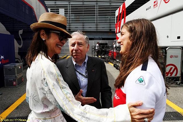Татьяна Кальдерон открывает свою гоночную школу