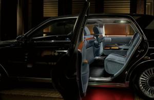 Toyota научат распылять слезоточивый газ