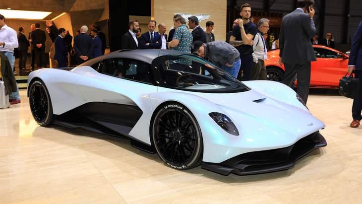 Стало известно название нового гиперкара Aston Martin