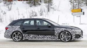 Новую Audi RS4 Avant заметили во время тестов