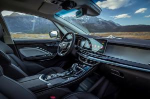 Новый минивэн Geely получил «автопилот» как у Volvo