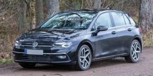 Volkswagen перенес премьеру нового Golf