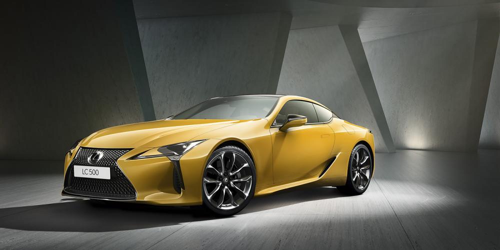 Lexus привез в Россию спецверсию флагманского купе LC
