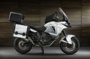 KTM 1290 Adventure 2015-2016 отзывает из-за риска протечки топлива