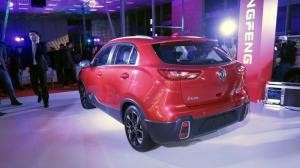 DongFeng сертифицировал в России городской кроссовер AX4