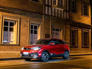 DongFeng сертифицировал в России городской кроссовер AX4