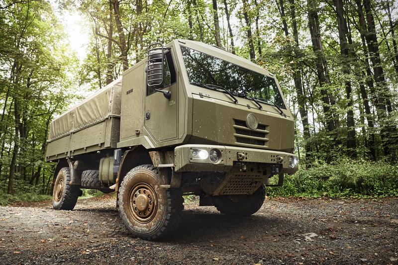 Чешская Tatra выпустила новый армейский грузовик 4x4
