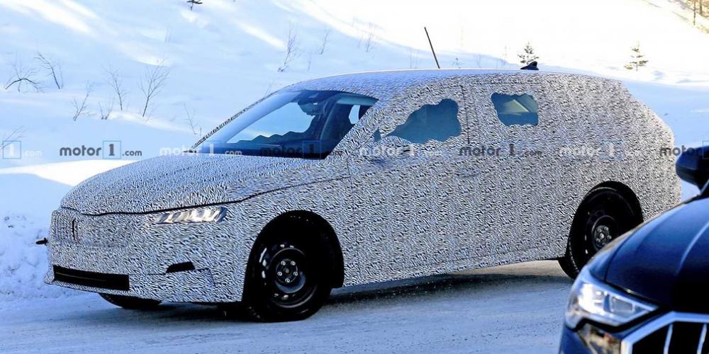 Skoda назвала дату премьеры новой Octavia
