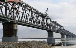 Россия и Китай соединили свой первый мост через Амур
