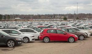 Кладбище новых Volkswagen в пустыне