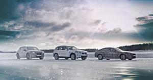 BMW тестирует холодом сразу три электрокара: опубликованы фотографии