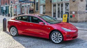 Новинка от Tesla бьет рекорды продаж в Европе