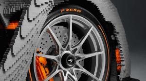McLaren Senna из Lego