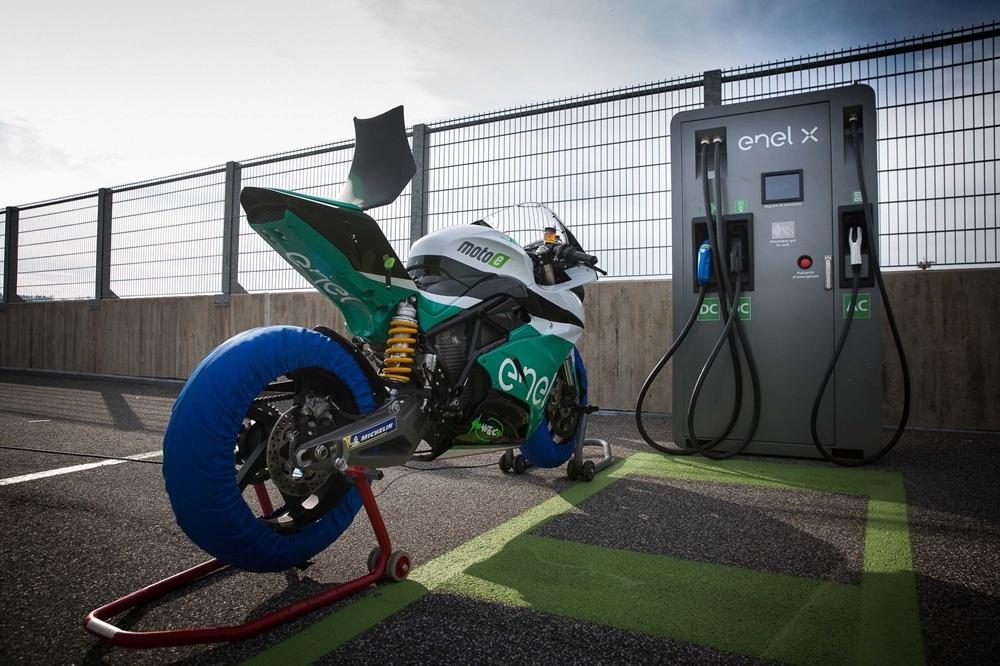 Новый календарь MotoE 2019