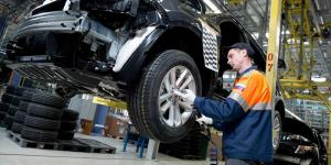 Уволенным работникам Ford предложили новую работу

