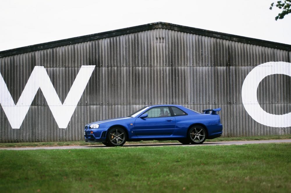 Nissan возобновил производство компонентов двигателя для Skyline GT-R