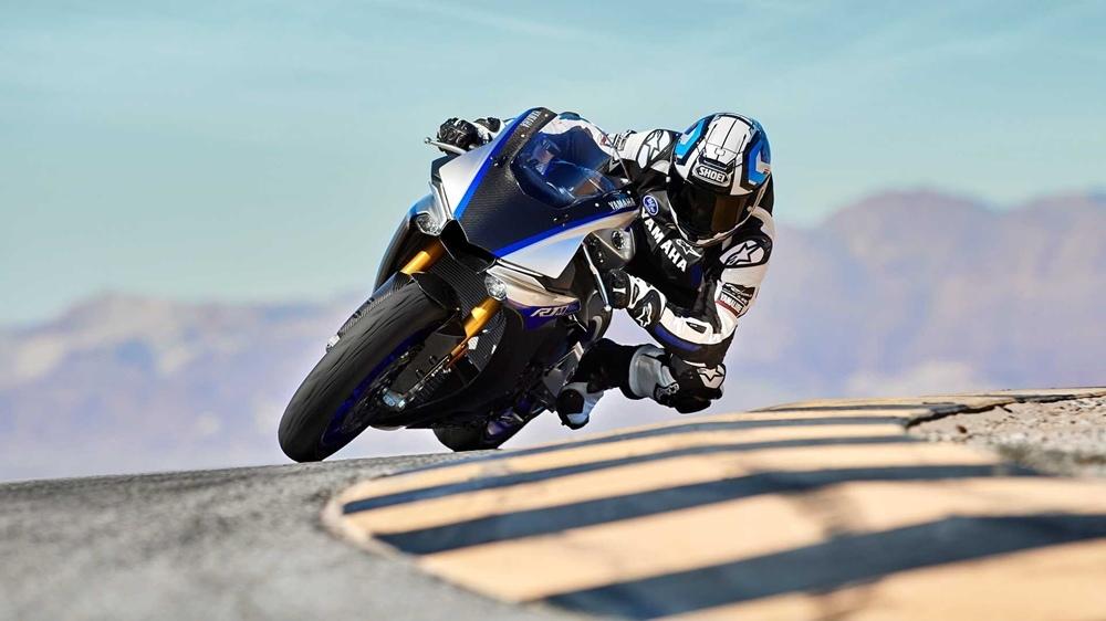 Мото слухи: компания Yamaha обновит литровый спортбайк из-за евро5