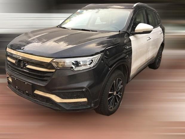 Шпионские фото новой версии кроссовера Zotye Т500